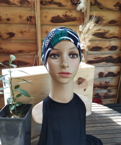 Alternative view of Bonnet Marie