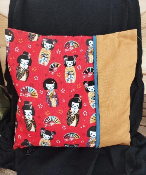 Alternative view of Petite bouillotte Léon