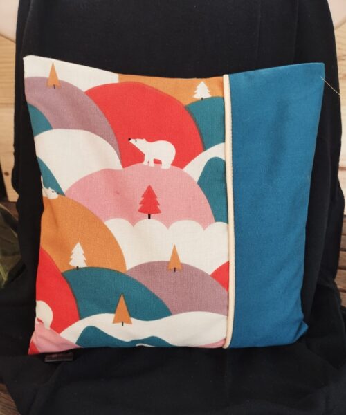 Alternative view of Petite bouillotte Léon