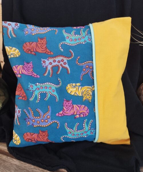 Alternative view of Petite bouillotte Léon